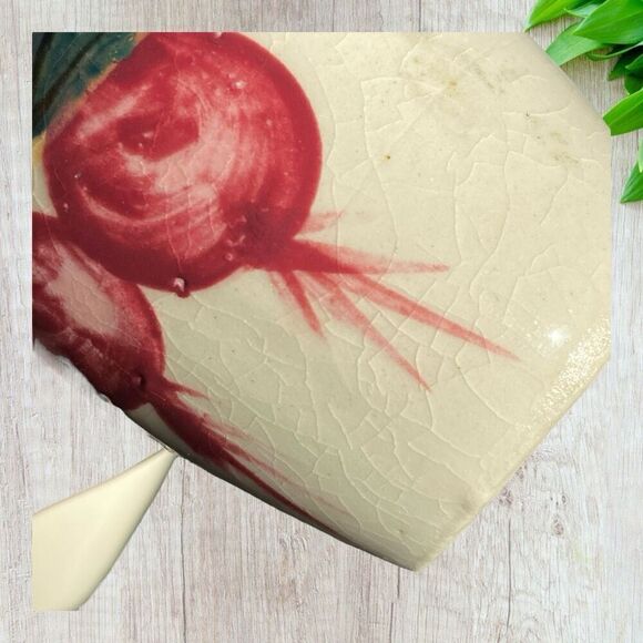 Vintage Radish Salt & Pepper Shakers - Picture 7 of 7